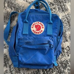 Fjallraven Kanken mini backpack